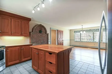 4 Hemming Way York ME 03909