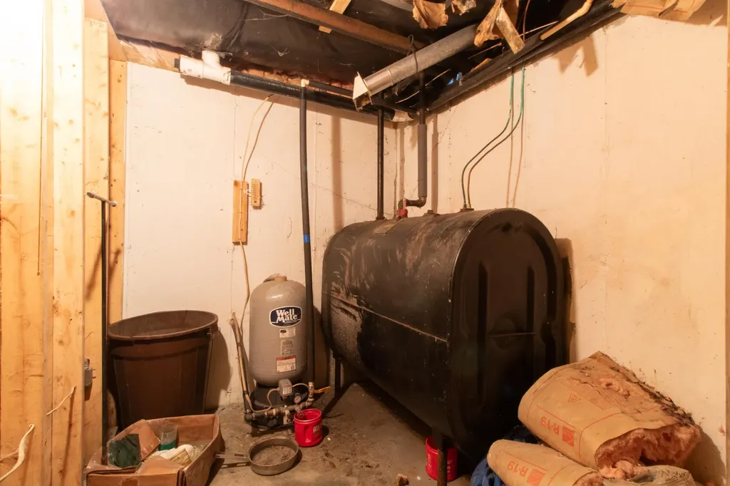 317 Stone Shore Road Glover VT 05839