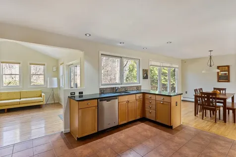 73 Rivermount Terrace Burlington VT 05408