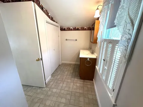 123 Mount Forist Street Berlin NH 03570