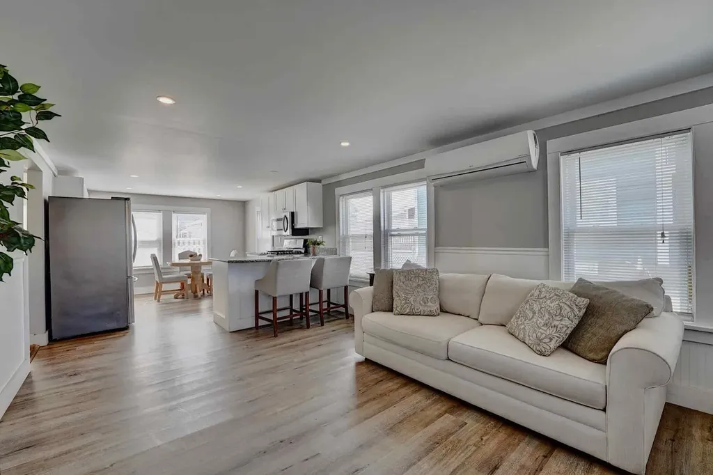 799 Ocean Boulevard Hampton NH 03842