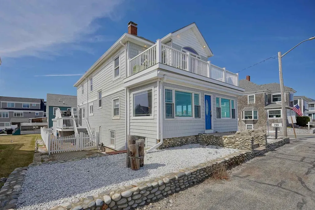 799 Ocean Boulevard Hampton NH 03842