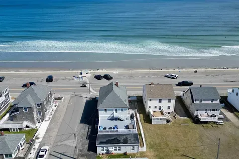 799 Ocean Boulevard Hampton NH 03842