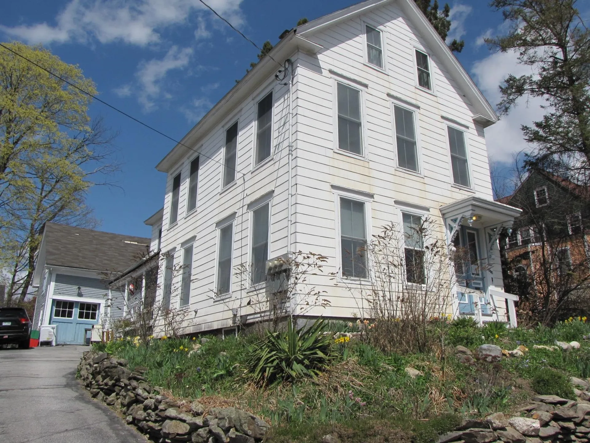 472 Amherst Street Manchester NH 03104