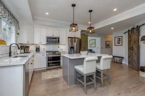 26 Three Ponds Drive Brentwood NH 03833
