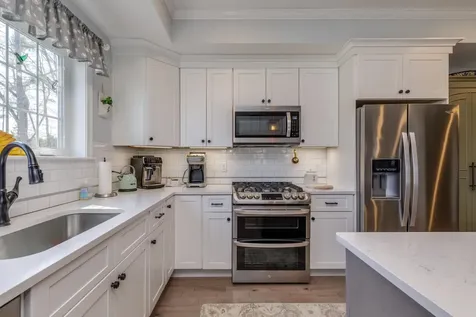 26 Three Ponds Drive Brentwood NH 03833