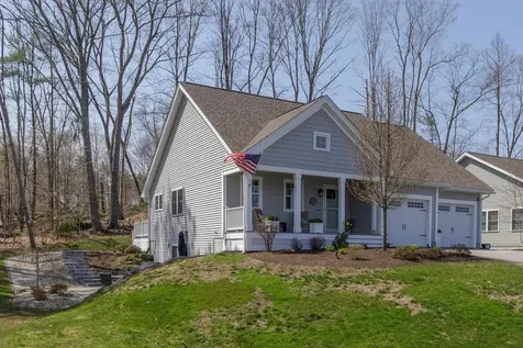 26 Three Ponds Drive Brentwood NH 03833