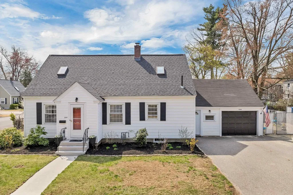 284 Lake Street Nashua NH 03060