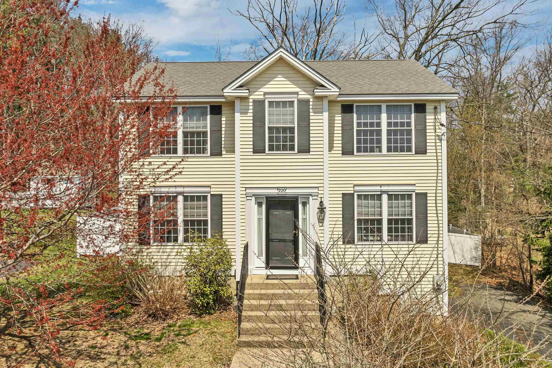 220 Arah Street Manchester NH 03104