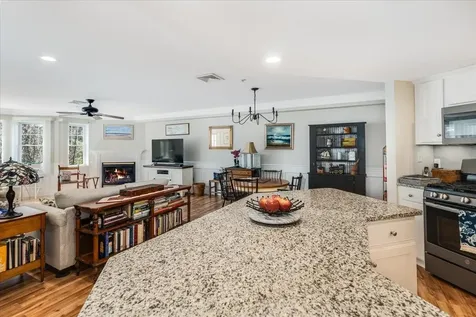 2 Sterling Hill Lane Exeter NH 03833