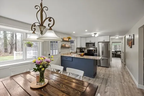 47 Wiley Hill Road Londonderry NH 03053