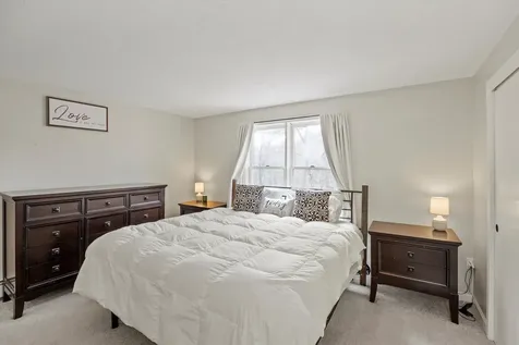 47 Wiley Hill Road Londonderry NH 03053