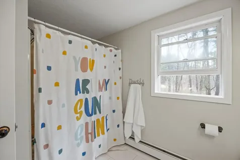 47 Wiley Hill Road Londonderry NH 03053