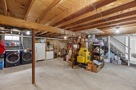 47 Wiley Hill Road Londonderry NH 03053