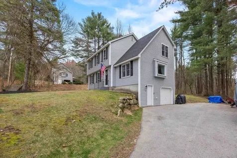 47 Wiley Hill Road Londonderry NH 03053