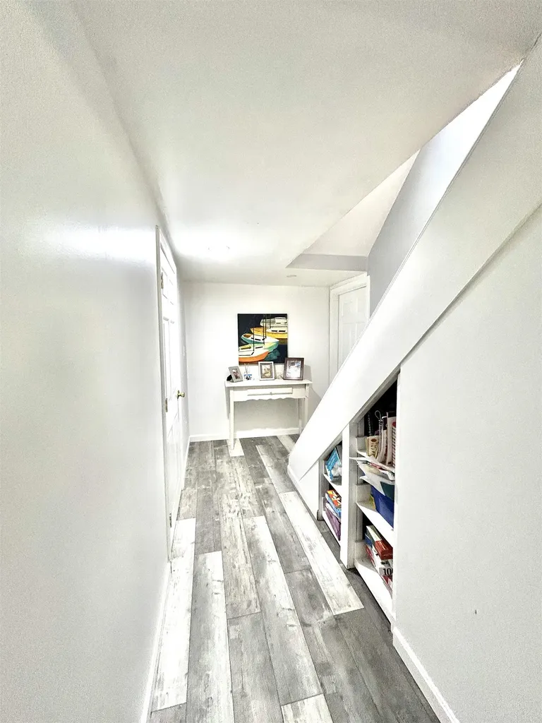 16 Pinewood Drive Stratham NH 03885