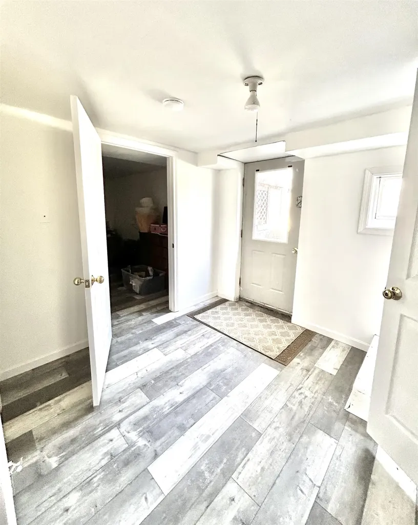 16 Pinewood Drive Stratham NH 03885