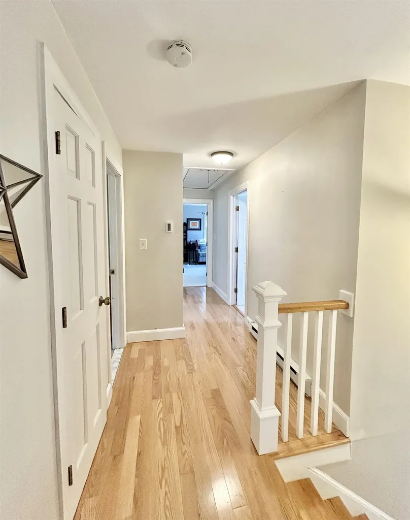 16 Pinewood Drive Stratham NH 03885