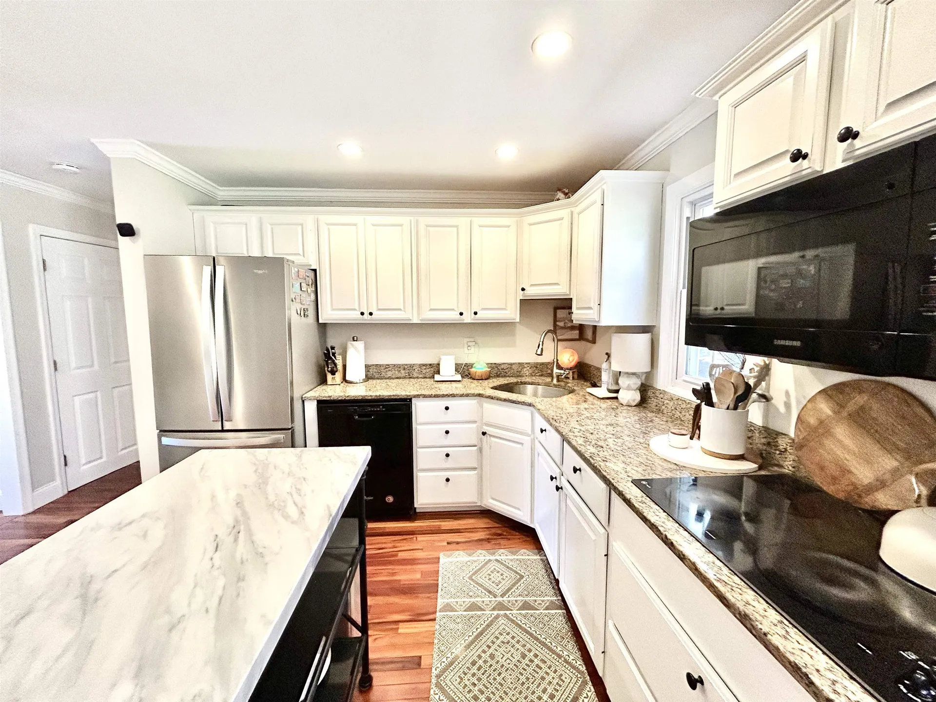 16 Pinewood Drive Stratham NH 03885