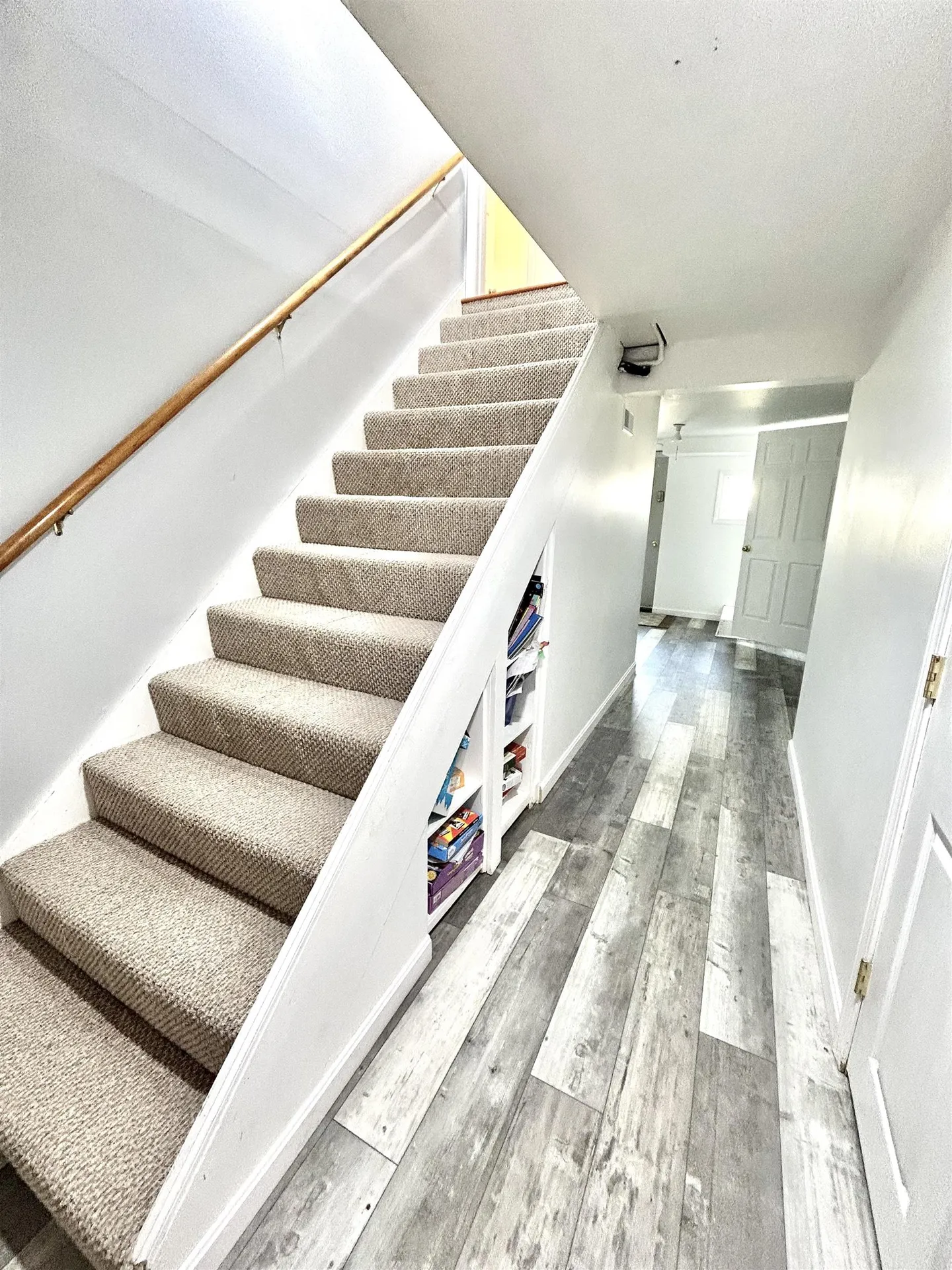 16 Pinewood Drive Stratham NH 03885