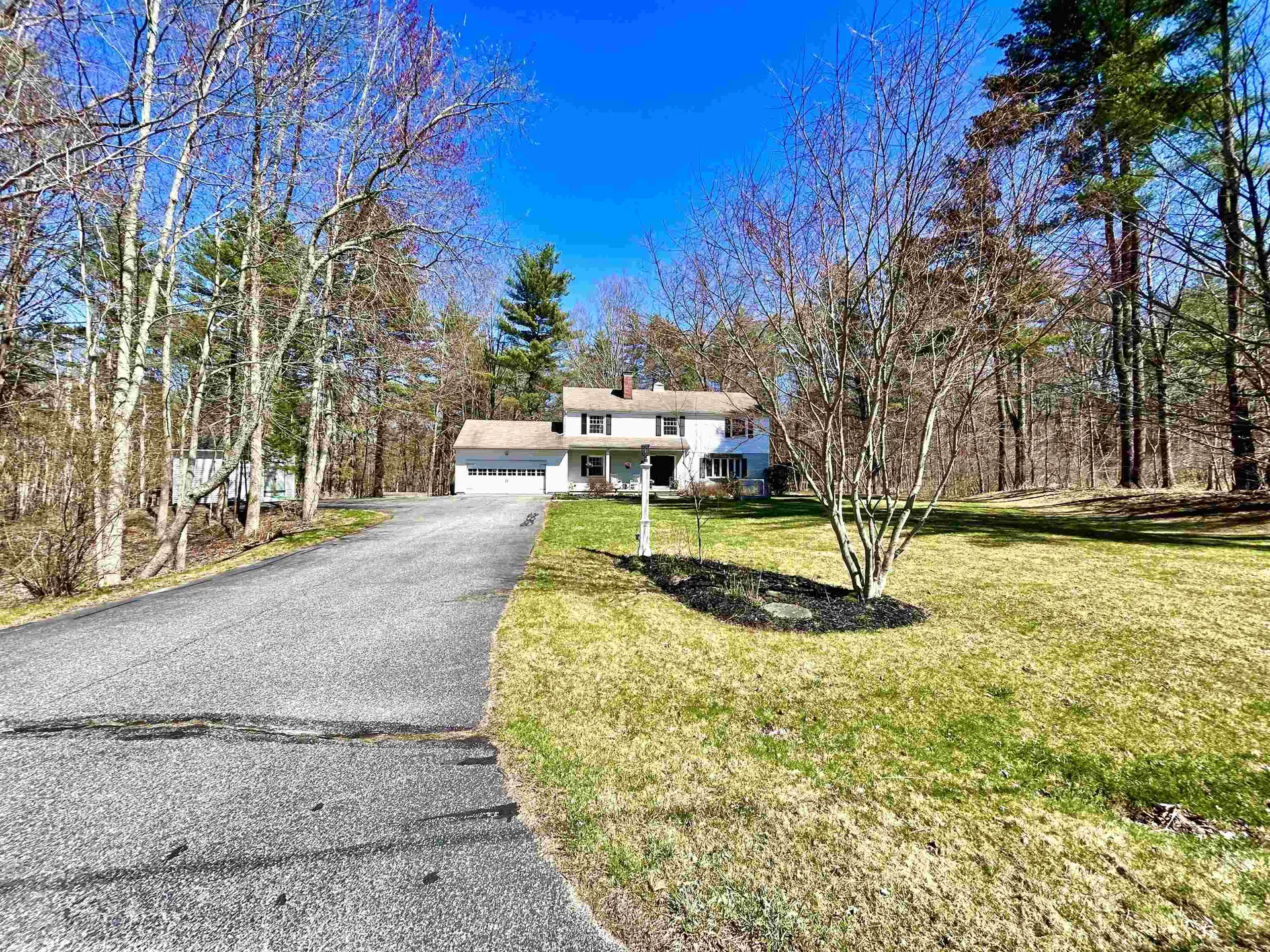 16 Pinewood Drive Stratham NH 03885