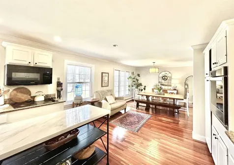 16 Pinewood Drive Stratham NH 03885