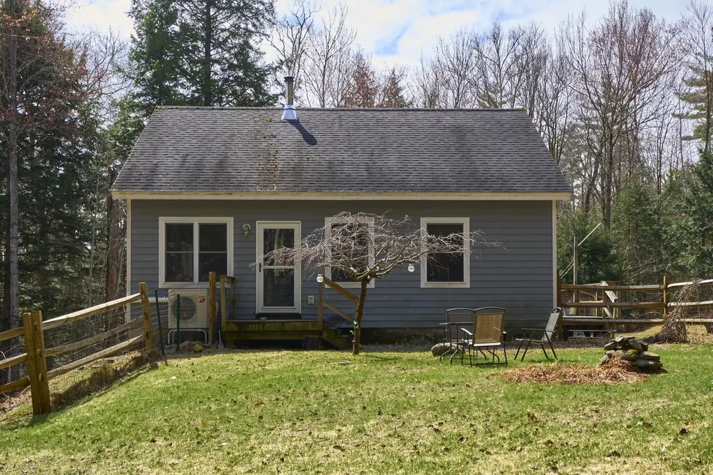 77 Banjo Drive Thornton NH 03285
