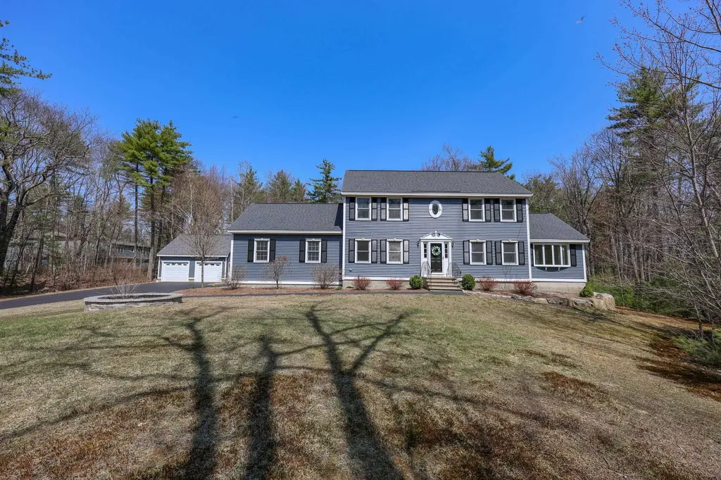5 Maxwell Drive Brookline NH 03033
