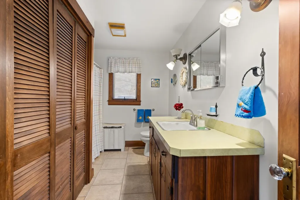 51 North Shore Road New Durham NH 03855