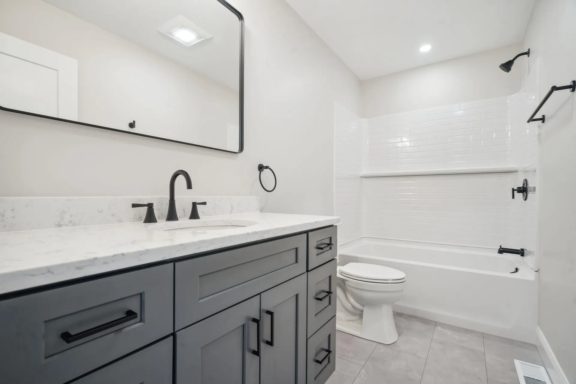 41 Valley Road Tuftonboro NH 03816
