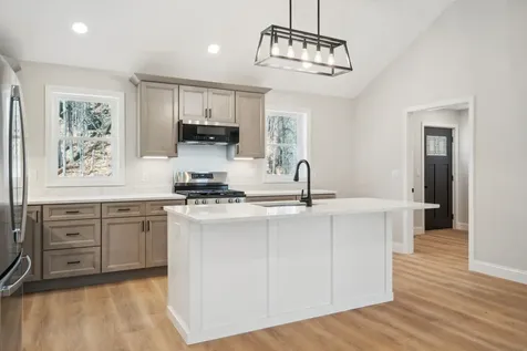 41 Valley Road Tuftonboro NH 03816