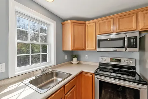 30 Duff Thompson Lane Lee NH 03861