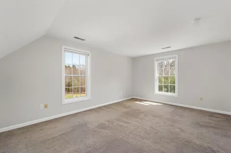 30 Duff Thompson Lane Lee NH 03861