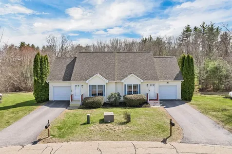 30 Duff Thompson Lane Lee NH 03861