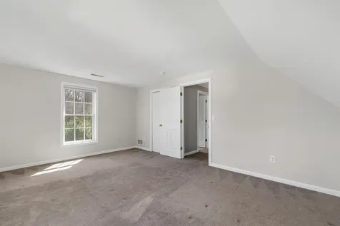 30 Duff Thompson Lane Lee NH 03861