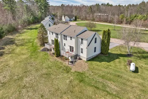 30 Duff Thompson Lane Lee NH 03861