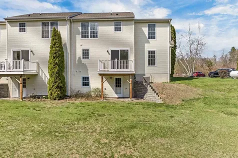 30 Duff Thompson Lane Lee NH 03861