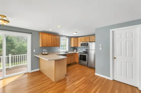 30 Duff Thompson Lane Lee NH 03861
