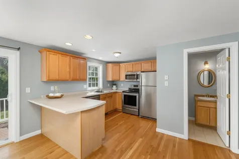 30 Duff Thompson Lane Lee NH 03861