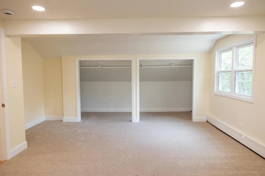 1206 Smyth Road Hooksett NH 03106