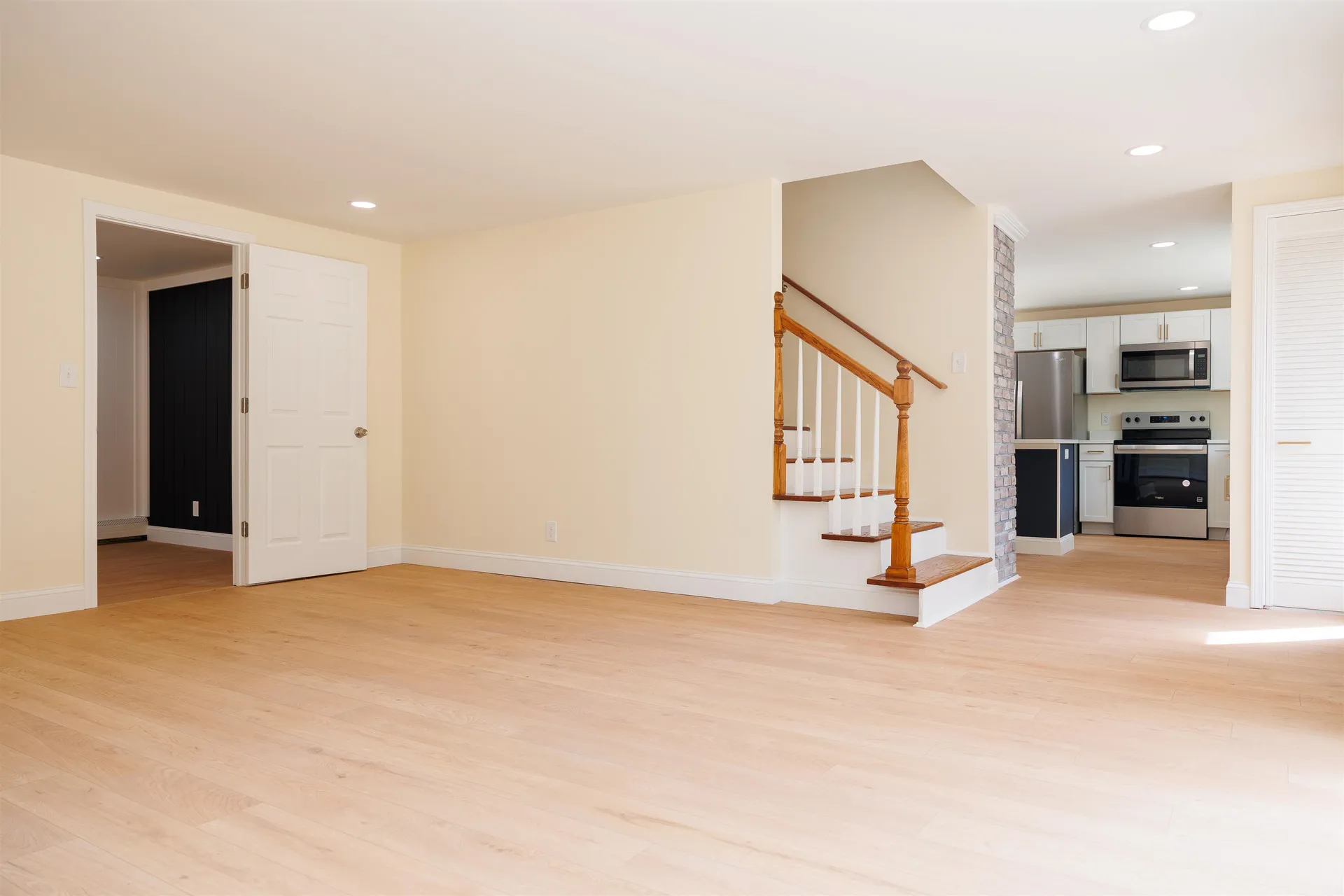 1206 Smyth Road Hooksett NH 03106