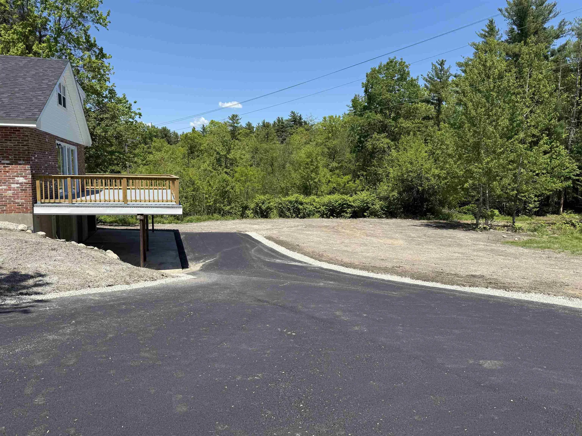 1206 Smyth Road Hooksett NH 03106
