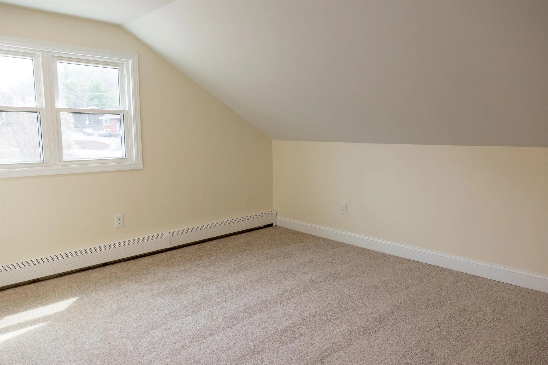 1206 Smyth Road Hooksett NH 03106