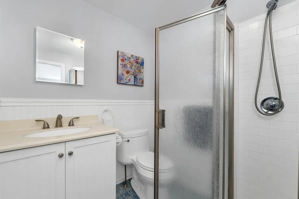 8 Port Wedeln Road Wolfeboro NH 03894