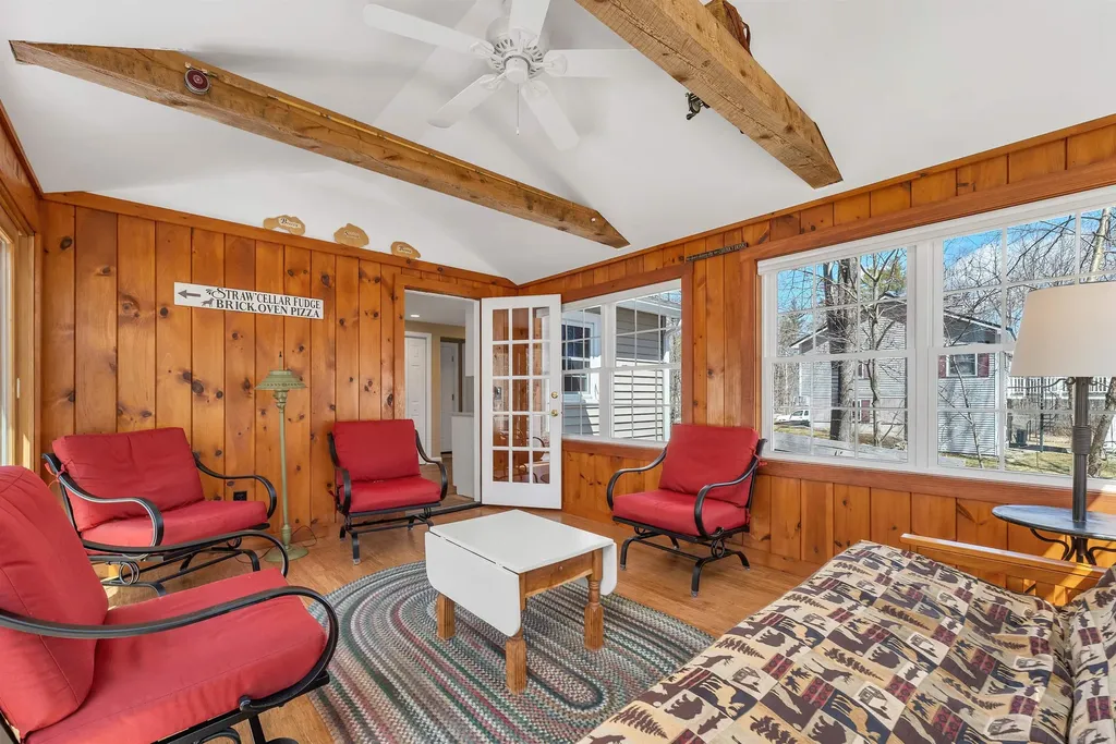 8 Port Wedeln Road Wolfeboro NH 03894