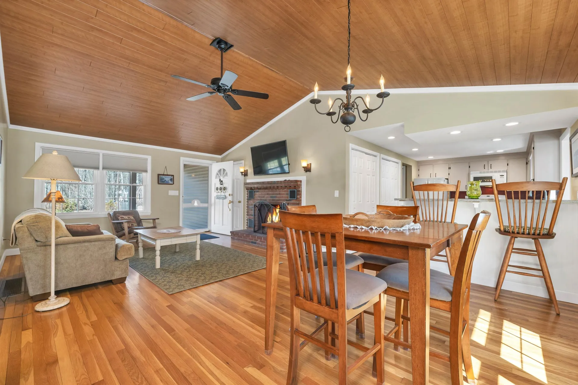 8 Port Wedeln Road Wolfeboro NH 03894