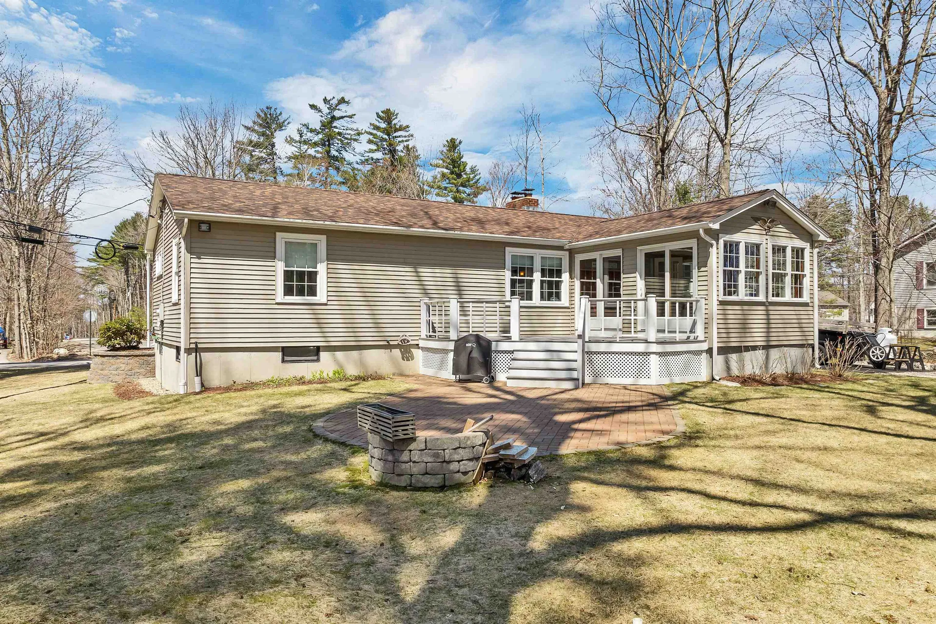 8 Port Wedeln Road Wolfeboro NH 03894