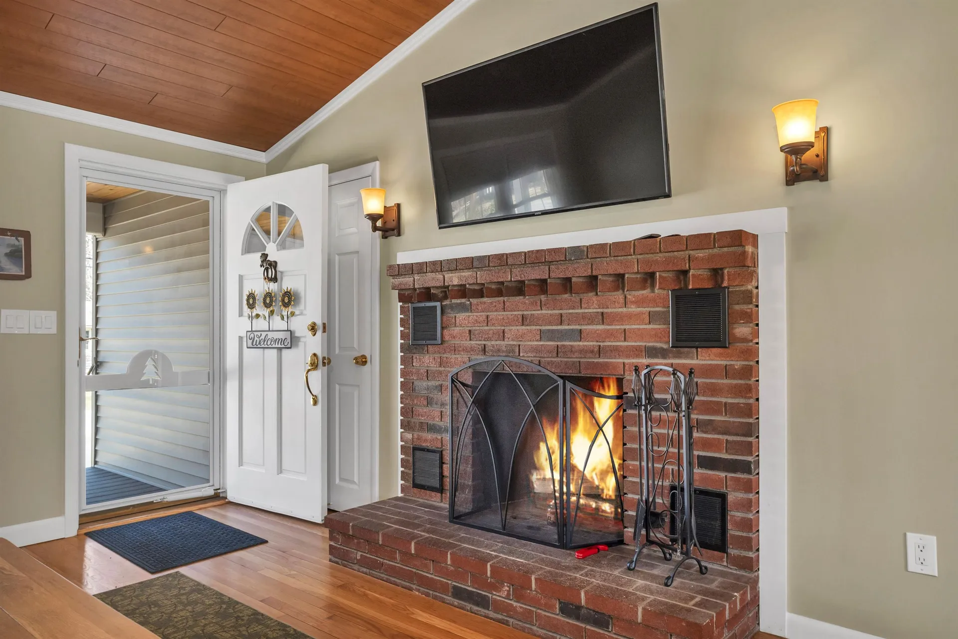 8 Port Wedeln Road Wolfeboro NH 03894