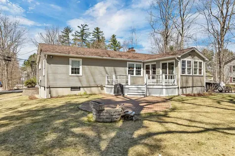 8 Port Wedeln Road Wolfeboro NH 03894