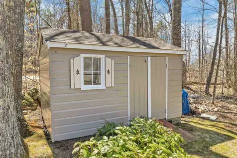 8 Port Wedeln Road Wolfeboro NH 03894
